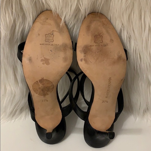 Manolo Blahnik AUTHENTICATED Black T Strap Open Toe Sandals - Picture 14 of 16